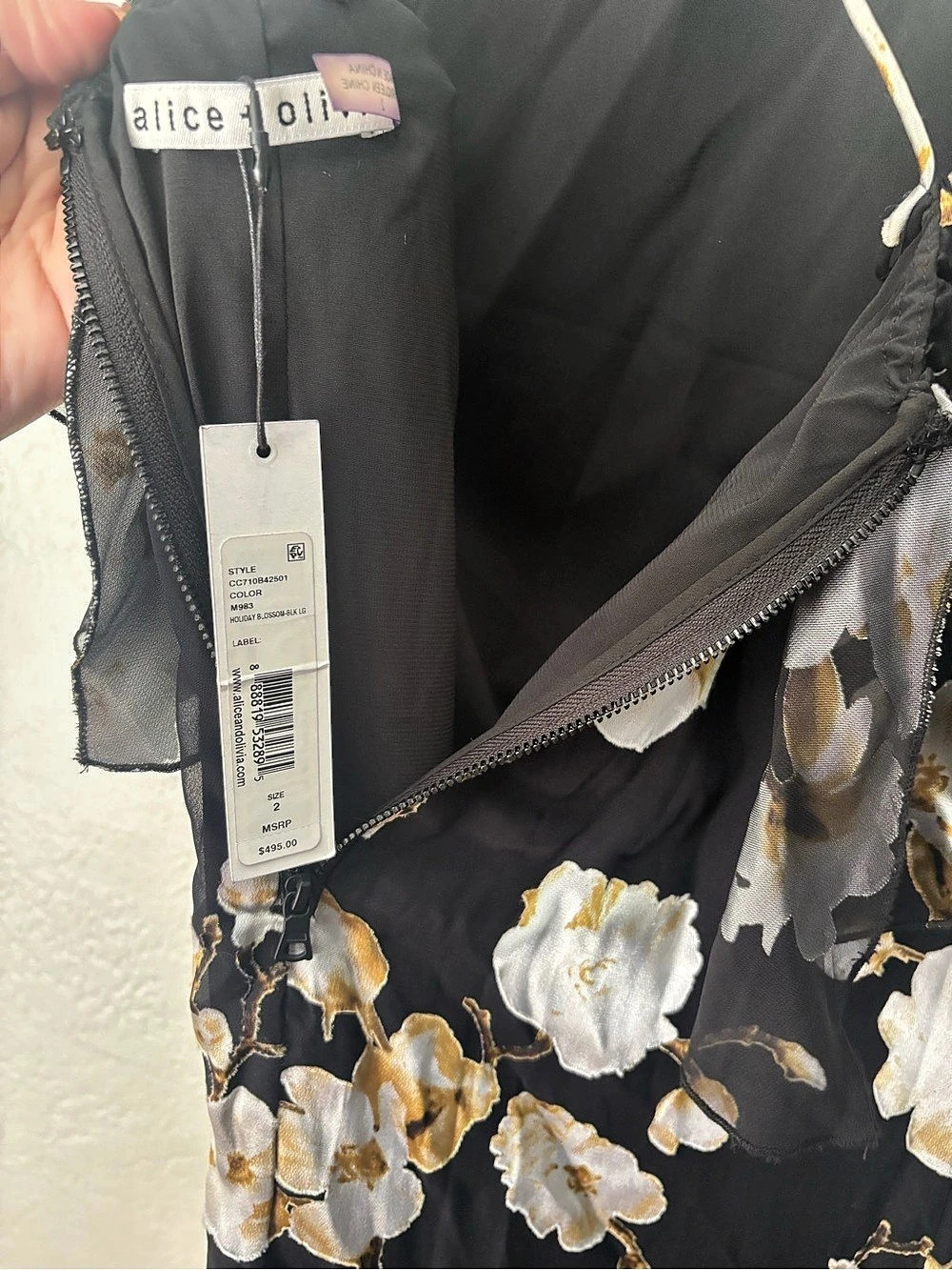Alice + Olivia Floral Maxi Dress in Black & White Size 2 NWT - Picture 5 of 11
